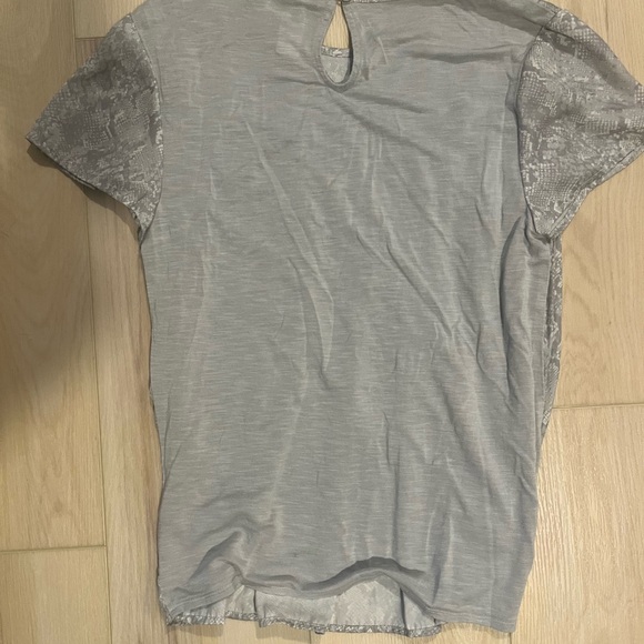 Anthropologie DOLAN Left Coast Snake Print Pleated Blouse - Picture 6 of 8